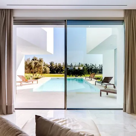 M30 - Luxury Front Golf With Private Pool Villa