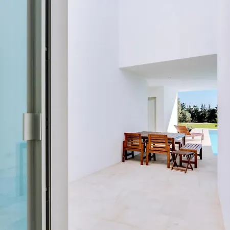 M30 - Luxury Front Golf With Private Pool Villa Vilamoura