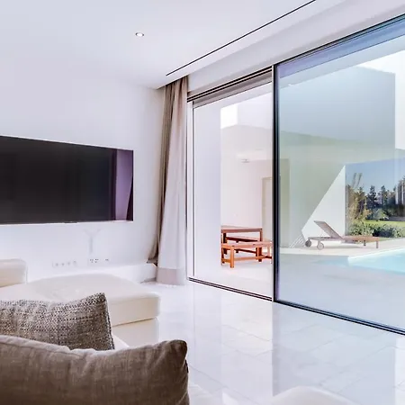 Villa M30 - Luxury Front Golf With Private Pool